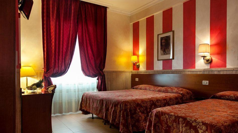 Hotel Pyramid Rom Eksteriør billede